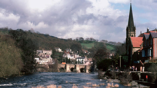 Llangollen beside the River Dee, setting for Llangollen Food Festival 2026