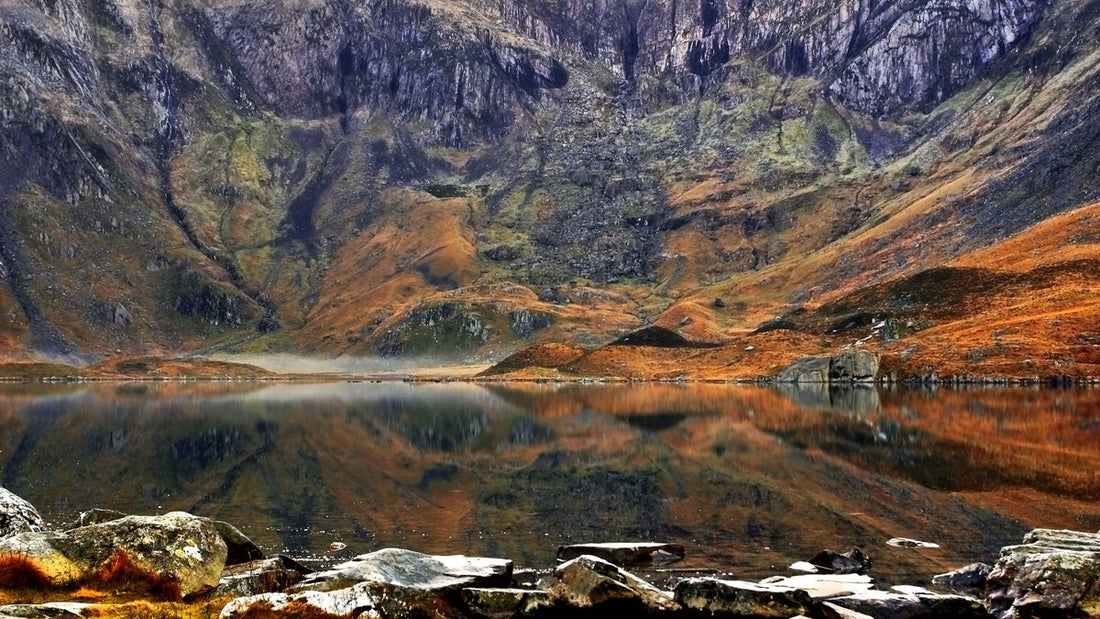 Cwm Idwal and Llyn Idwal in the mountain landscape of Eryri